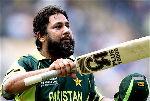 inzamam-ul-haq-wallpapers-images-2014-1403863481.jpg