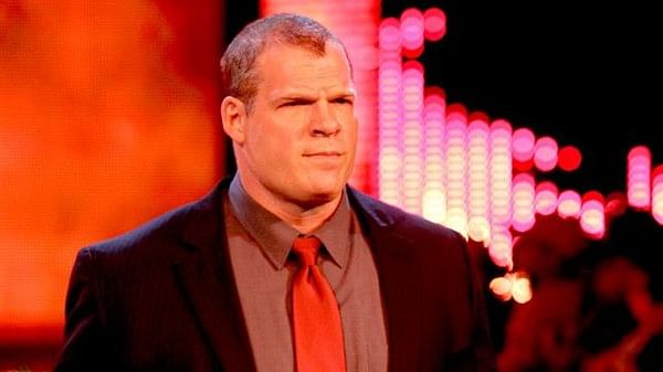 Kane talks about working with The Undertaker, taking his ... - 600 x 337 jpeg 37kB