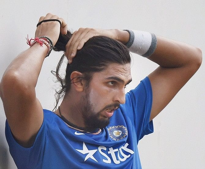8 wackiest hairstyles sported by cricketers - Slide 1 of 8