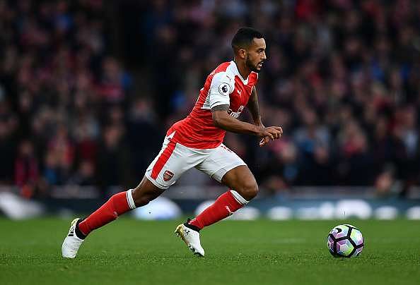 LONDON, ENGLAND - OCTOBER 22:  Theo Walcott of Arsenal in action during the Premier League match between Arsenal and Middlesbrough at The Emirates Stadium on October 22, 2016 in London, England.  (Photo by Dan Mullan/Getty Images)