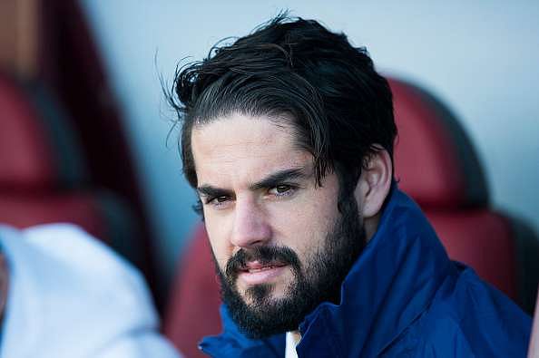 Reports: Barcelona have offered Isco a signing bonus to ...