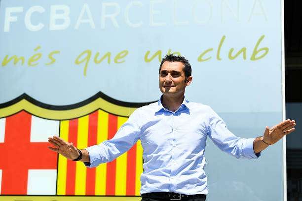 BARCELONA, SPAIN - MAY 31:  New FC Barcelona head coach Ernesto Valverde poses for the media outside the FC Barcelona headquarters at Camp Nou on May 31, 2017 in Barcelona, Spain.  (Photo by David Ramos/Getty Images)